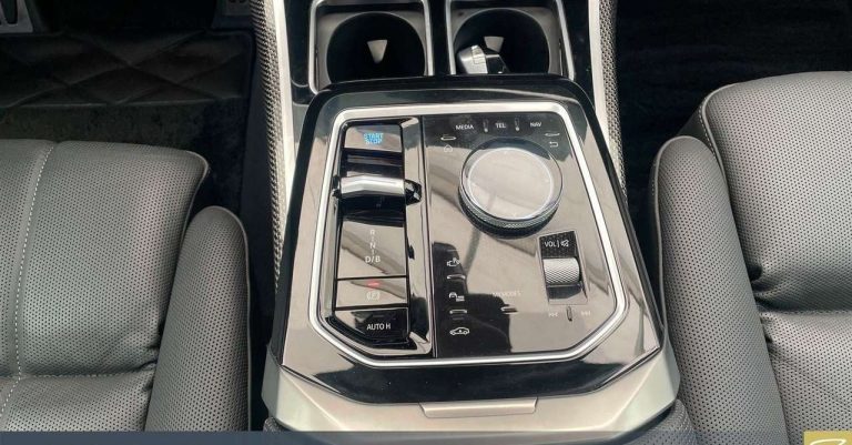 BMW i7 eDrive50 M Sport - photo 11