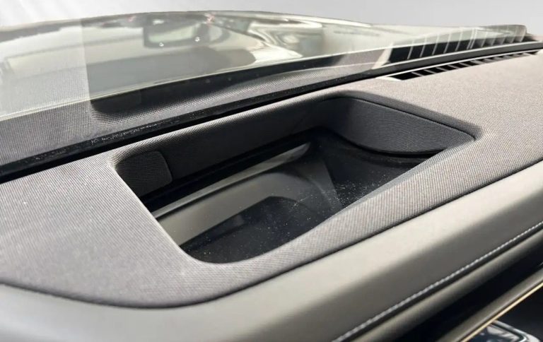 BMW i7 eDrive50 - photo 14