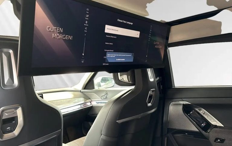 BMW i7 eDrive50 - photo 15