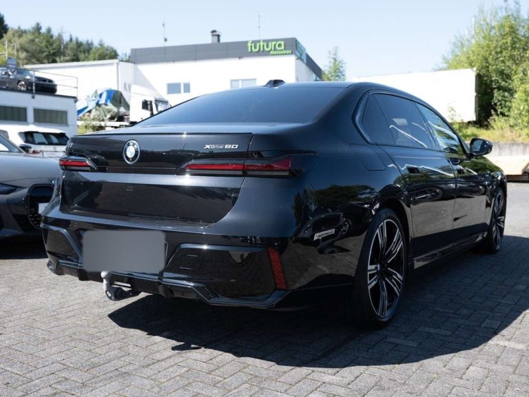 BMW i7 xDrive60 M Sport - photo 2
