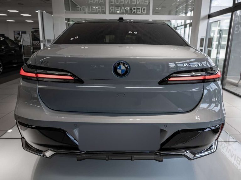 BMW i7 xDrive60 M Sport - photo 4