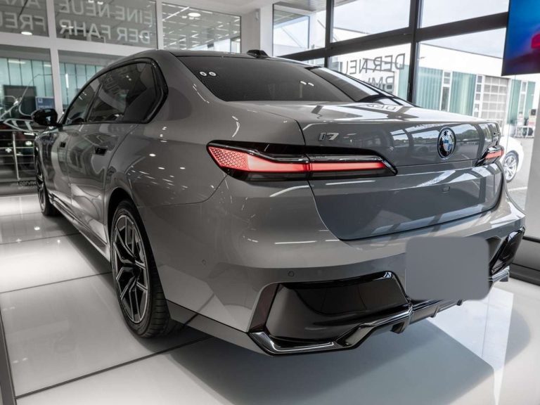 BMW i7 xDrive60 M Sport - photo 5