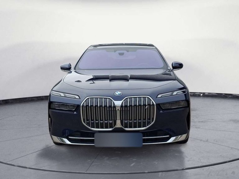 BMW i7 eDrive50 - photo 6