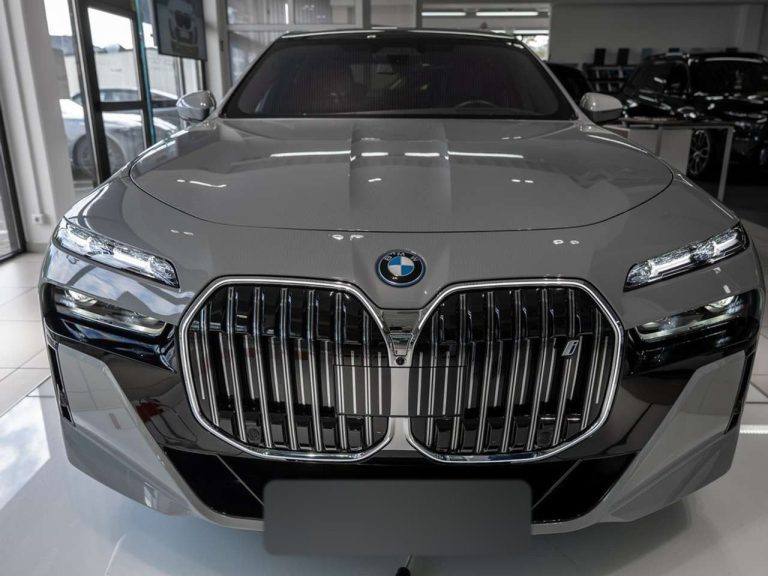 BMW i7 xDrive60 M Sport - photo 6