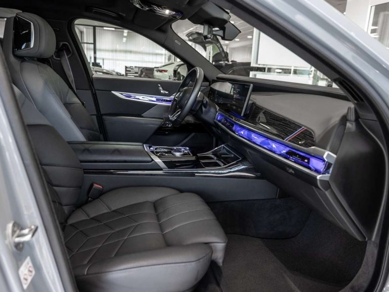 BMW i7 xDrive60 M Sport - photo 7