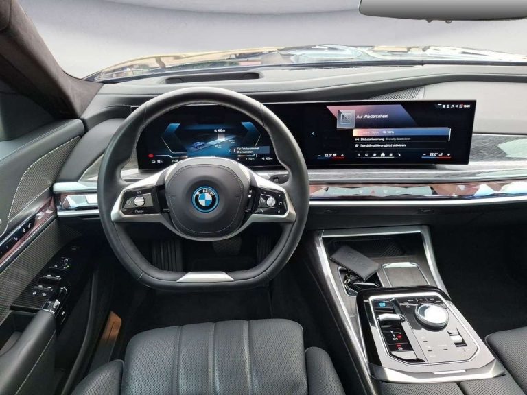 BMW i7 eDrive50 - photo 8