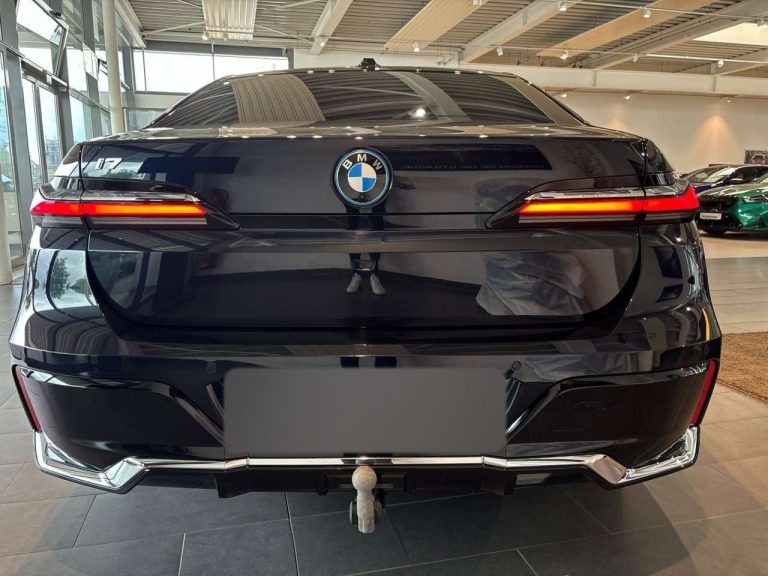 BMW i7 xDrive60 M Sport - photo 4