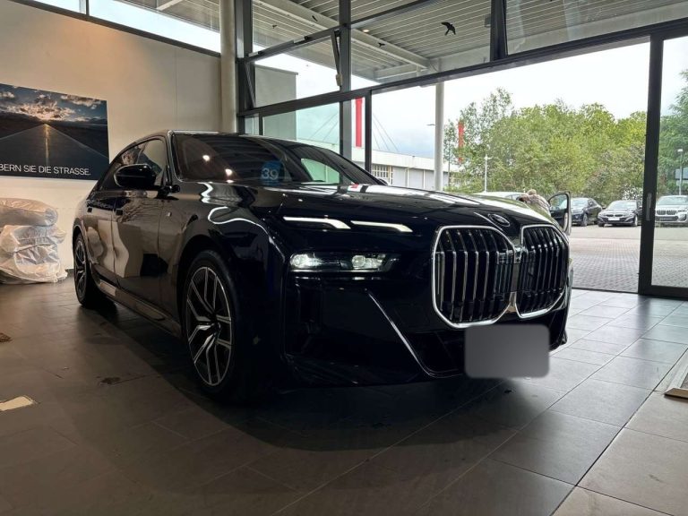 BMW i7 xDrive60 M Sport - photo 7