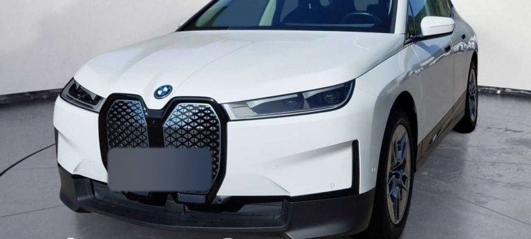 BMW iX xDrive40