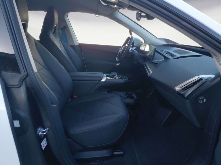 BMW iX xDrive40 - photo 9