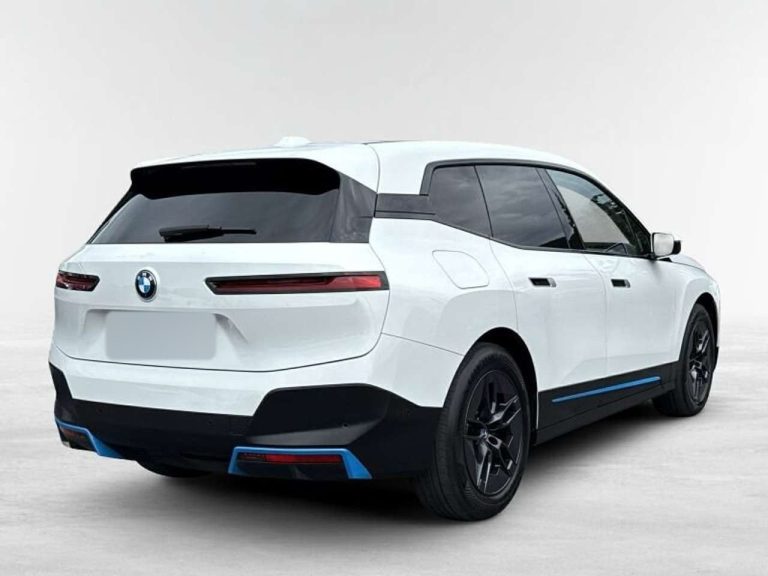 BMW iX xDrive40 - photo 2