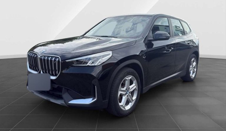 BMW iX1 xDrive30