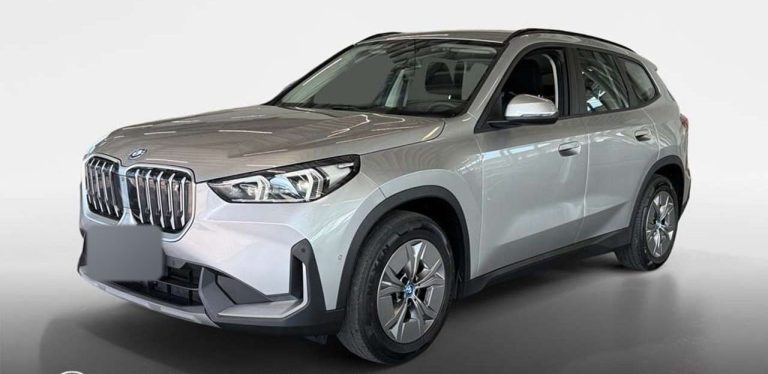 BMW iX1 xDrive30