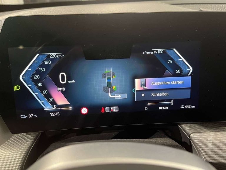 BMW iX1 xDrive30 - photo 15