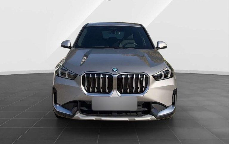 BMW iX1 xDrive30 xLine - photo 12