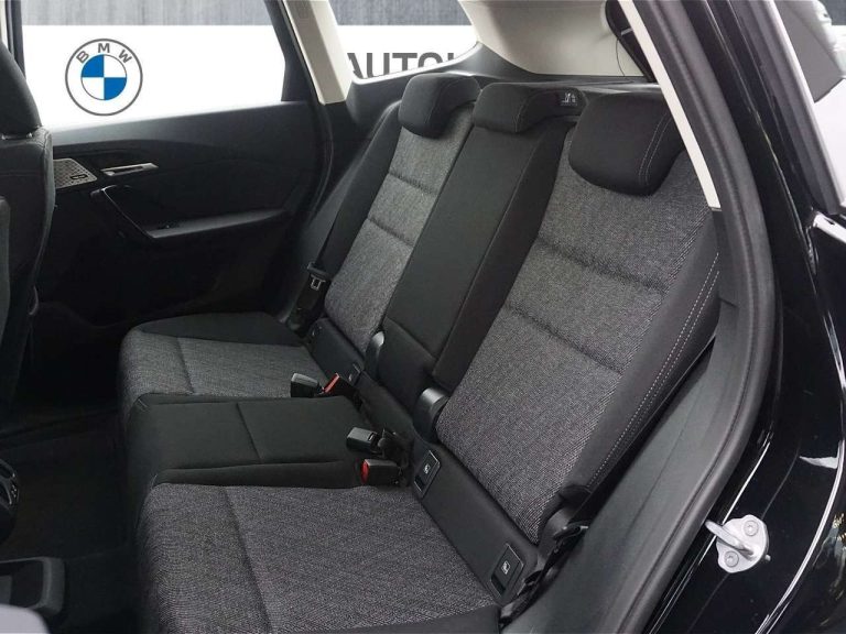 BMW iX1 xDrive30 - photo 12