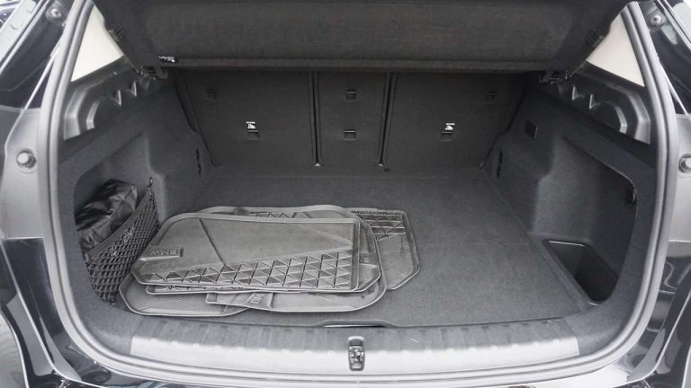 BMW iX1 xDrive30 - photo 13