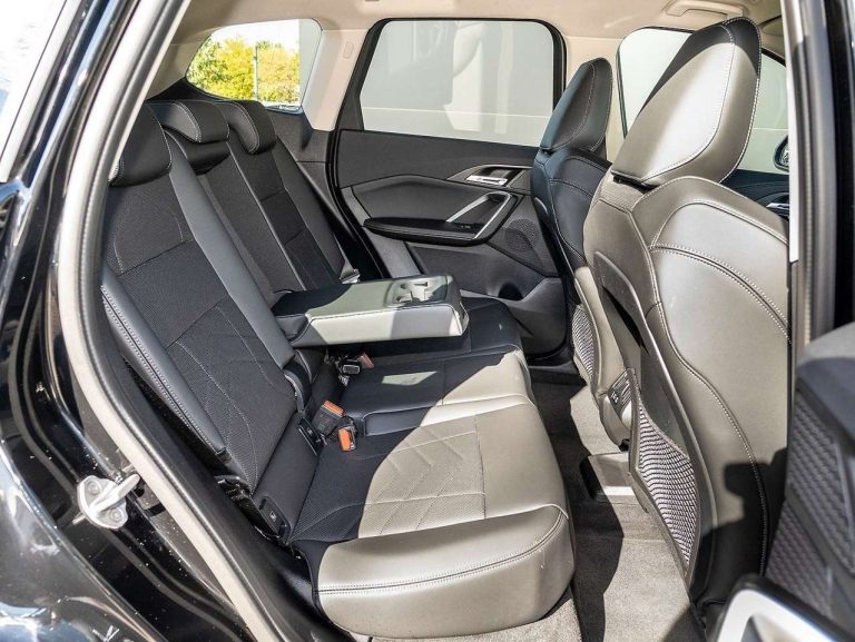 BMW iX1 xDrive30 xLine - photo 14