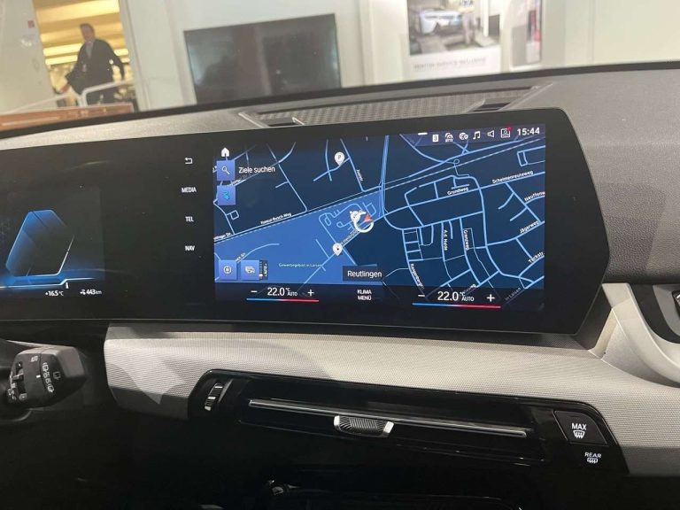 BMW iX1 xDrive30 - photo 14