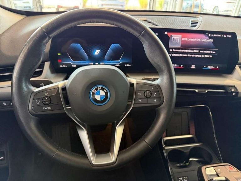 BMW iX1 xDrive30 - photo 15