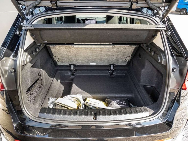 BMW iX1 xDrive30 xLine - photo 16