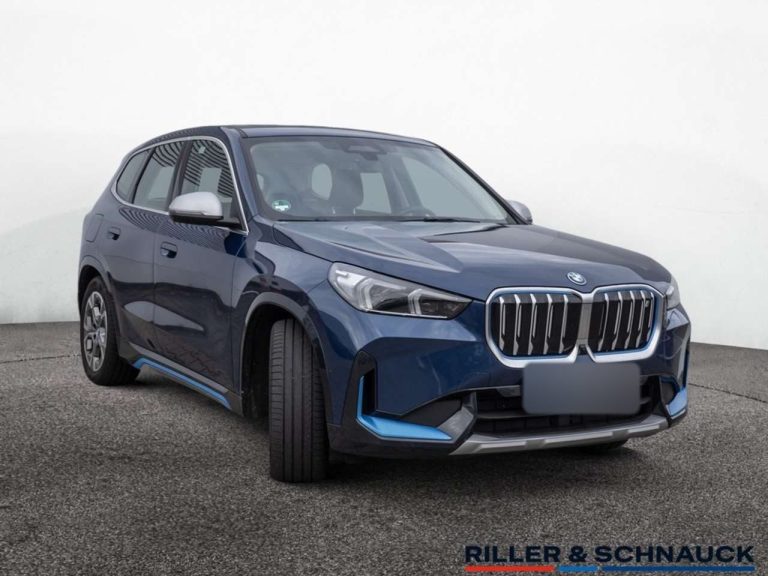 BMW iX1 xDrive30 xLine - photo 2