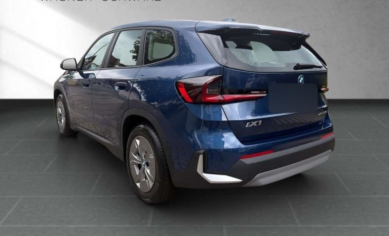BMW iX1 xDrive30 - photo 3