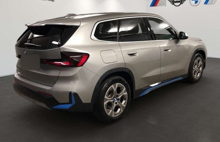 BMW iX1 xDrive30 xLine - photo 3