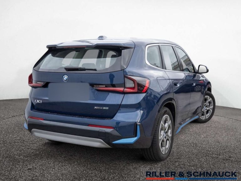BMW iX1 xDrive30 xLine - photo 3