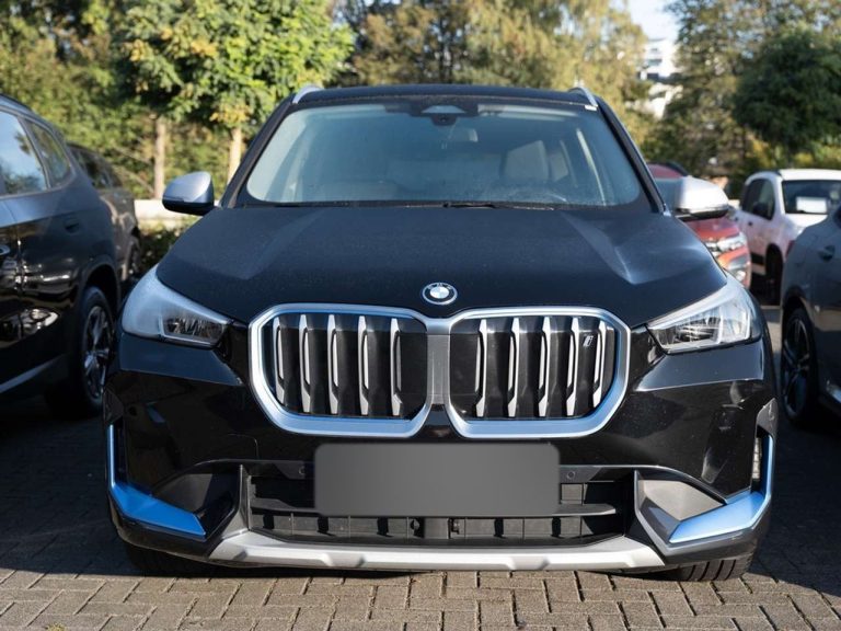 BMW iX1 xDrive30 xLine - photo 3