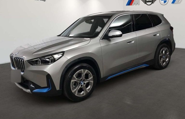 BMW iX1 xDrive30 xLine - photo 4