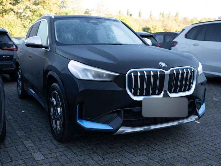 BMW iX1 xDrive30 xLine - photo 4