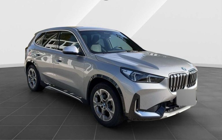 BMW iX1 xDrive30 xLine - photo 4