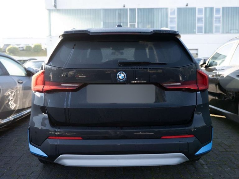 BMW iX1 xDrive30 xLine - photo 4
