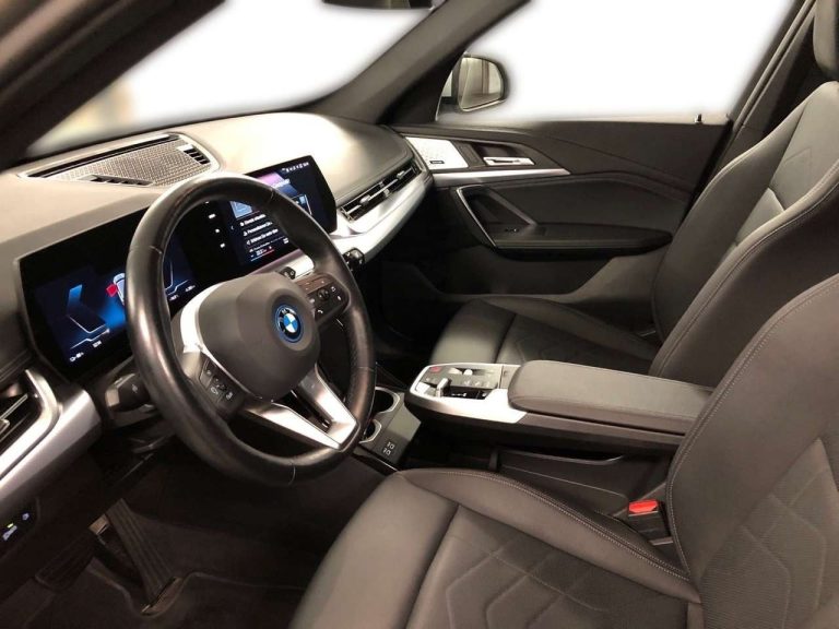 BMW iX1 xDrive30 xLine - photo 5