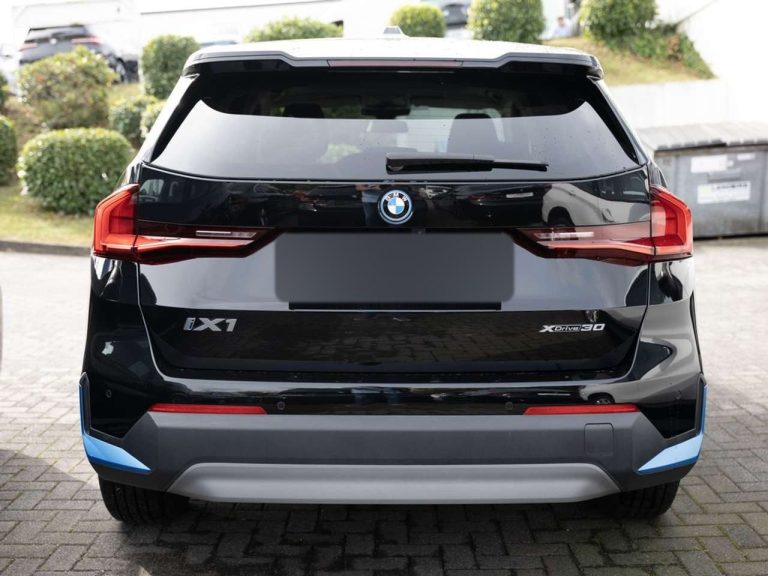 BMW iX1 xDrive30 - photo 5