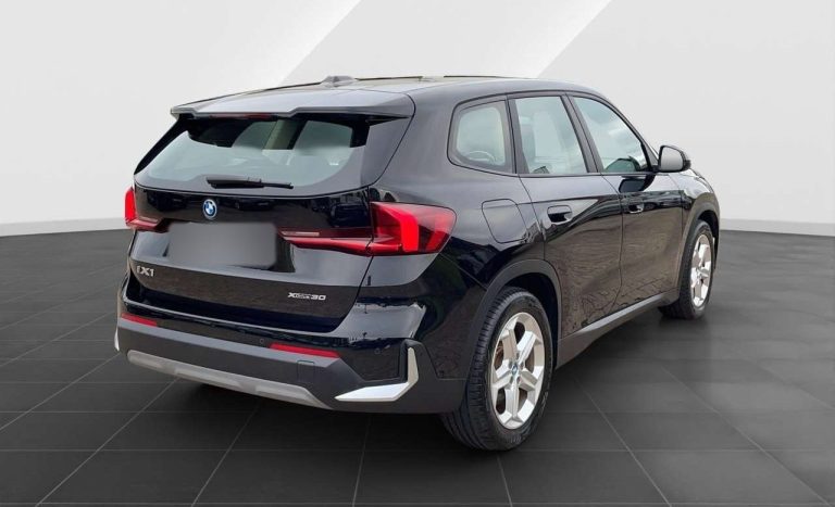 BMW iX1 xDrive30 - photo 5