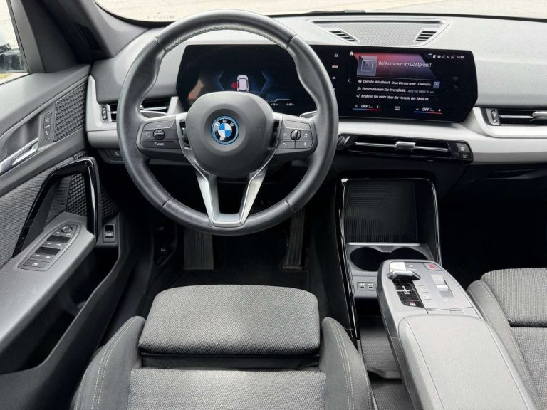 BMW iX1 xDrive30 - photo 5