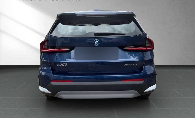 BMW iX1 xDrive30 - photo 5