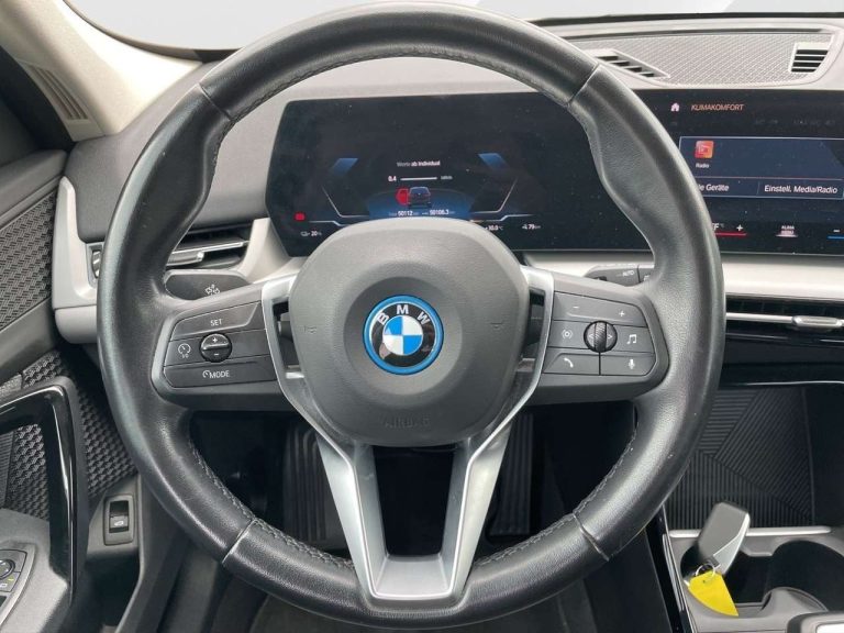 BMW iX1 xDrive30 - photo 6