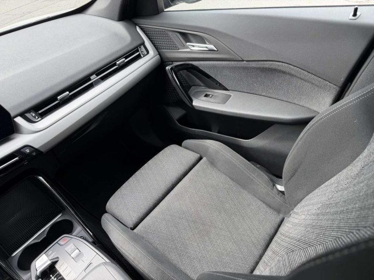 BMW iX1 xDrive30 - photo 7
