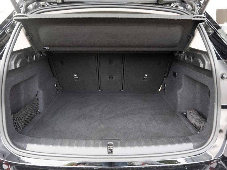 BMW iX1 xDrive30 - photo 8