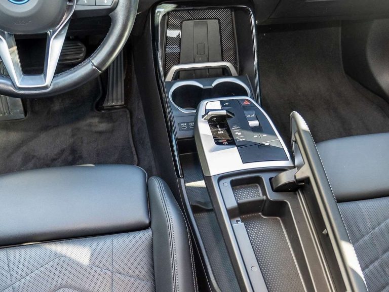 BMW iX1 xDrive30 xLine - photo 9