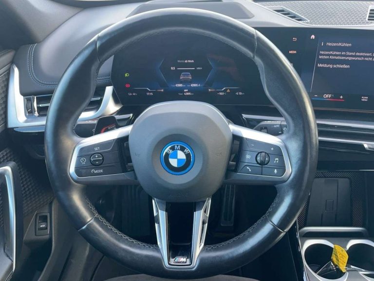 BMW iX1 xDrive30 M Sport - photo 9