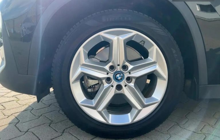 BMW iX1 xDrive30 - photo 12