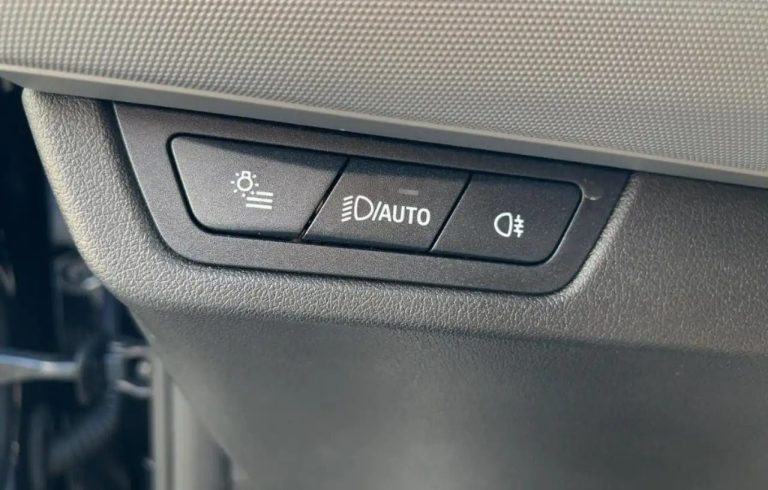 BMW iX1 xDrive30 - photo 18