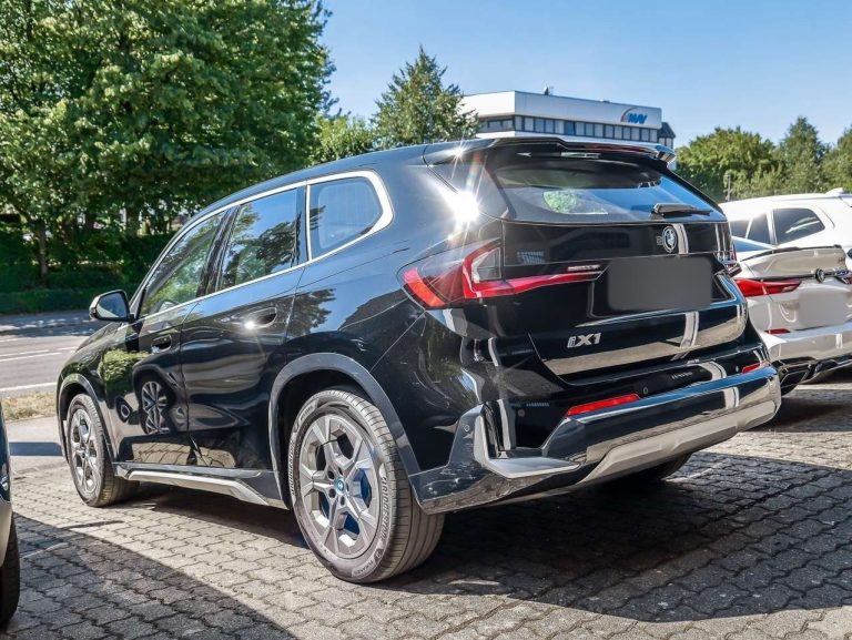 BMW iX1 eDrive20 xLine - photo 2