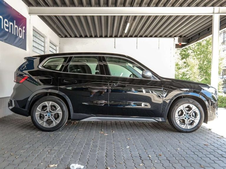BMW iX1 eDrive20 xLine - photo 4