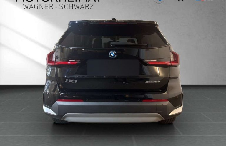 BMW iX1 eDrive20 - photo 4