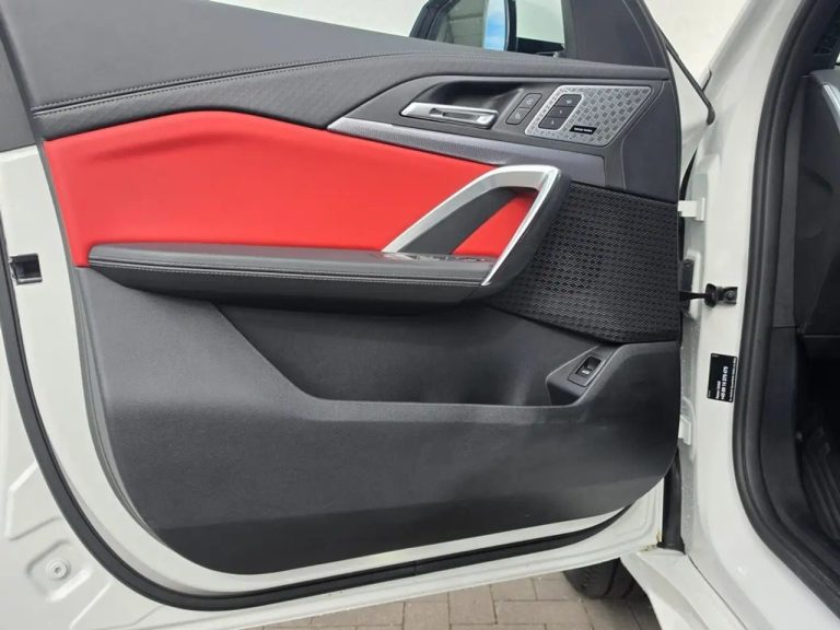 BMW iX2 xDrive30 M Sport - photo 13